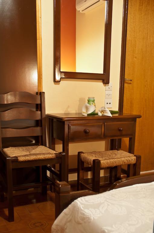 Christofer'S Rooms Zagora Room photo